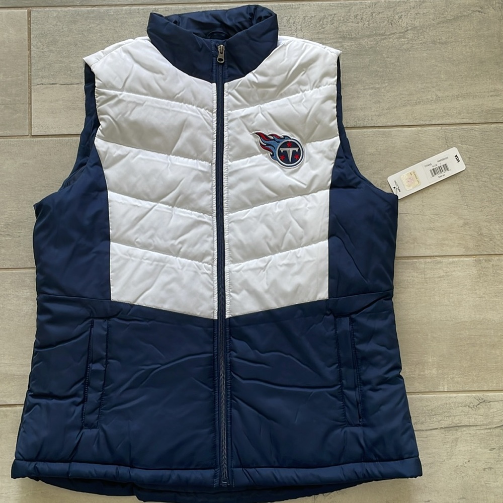 NFL women’s Tennessee Titans Full Zip Puffer Vest size large nwt